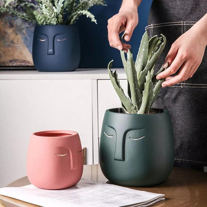 Jardinière abstraite en céramique pour visage endormi