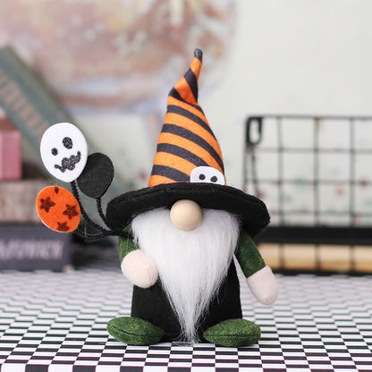 Gnome de sorcière d'Halloween